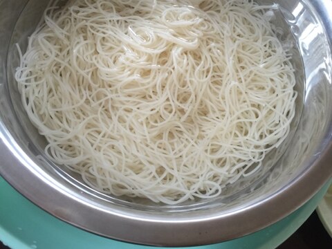 失敗しないそうめんの茹で方 レシピ 作り方 By めぇ3971 楽天レシピ